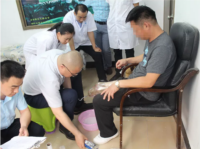 “關(guān)愛心·義診行”首次假肢義診活動(dòng)圓滿成功